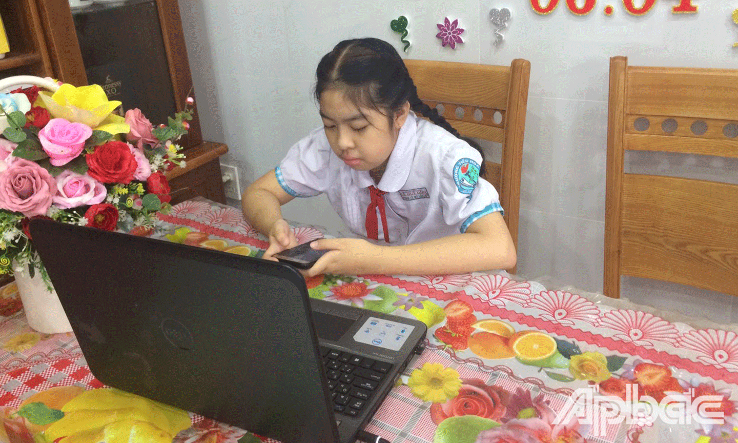 Bên cạnh khối 9 và 12, ngày mai các cấp học còn lại chính thức học trực tuyến. 