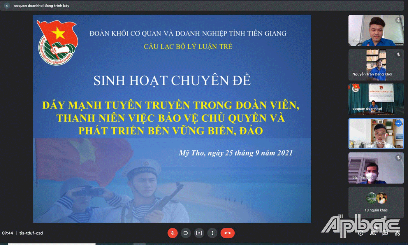 chuyên đề “Đẩy mạnh tuyên truyền trong ĐVTN việc bảo vệ chủ quyền và phát triển bền vững biển đảo” .