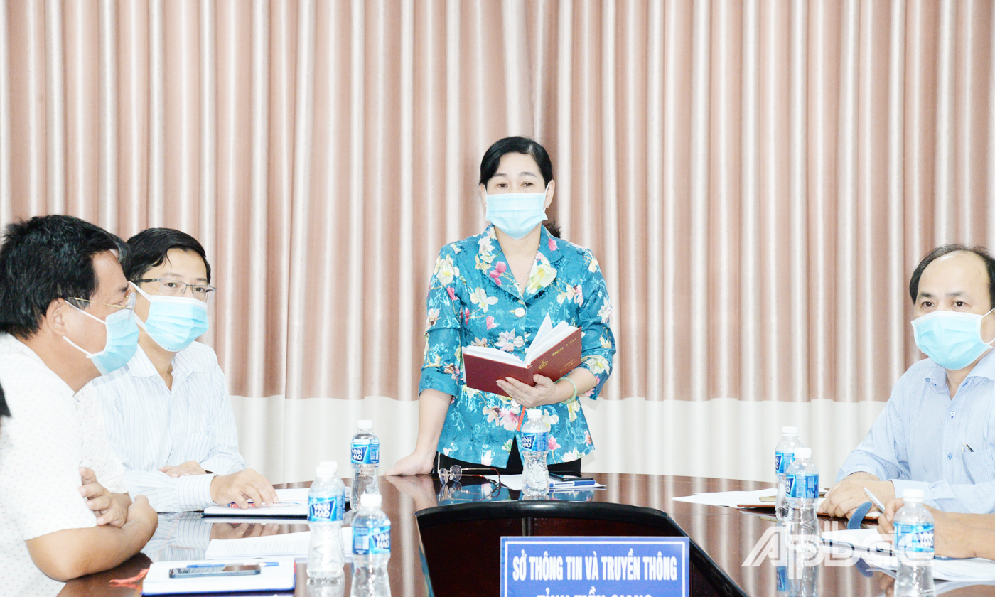Đồng chí Châu Thị Mỹ Phương cho biết, Tiền Giang đã xây dựng kế hoạch phục hồi và phát triển kinh tế theo lộ trình phù hợp; Đảm bảo thích ứng an toàn, linh hoạt, kiểm soát hiệu quả dịch Covid-19.