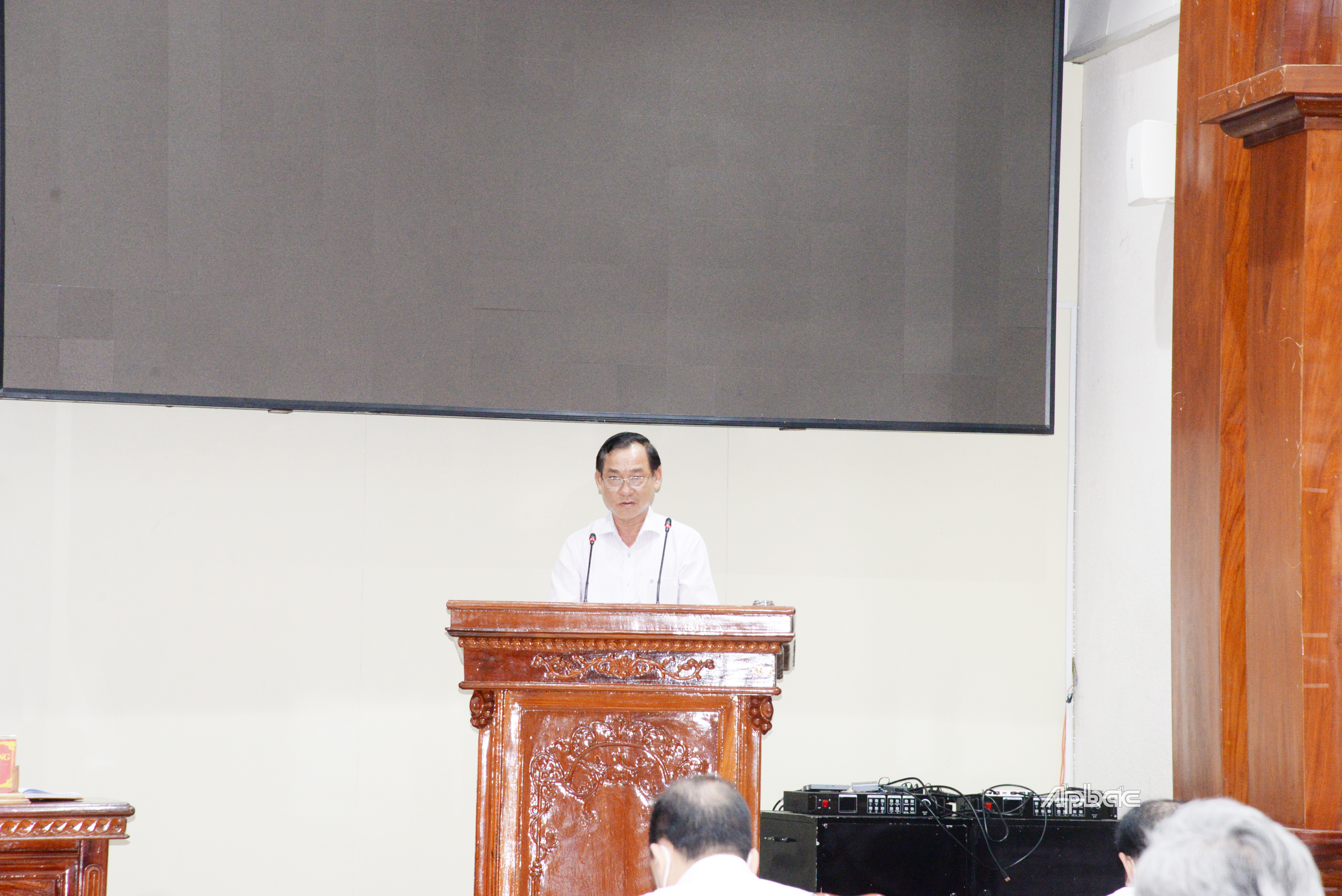 Chủ tịch UBND tỉnh chỉ đạo các nhiệm vụ cần quyết liệt thực hiện trong thời gian tới để chống dịch