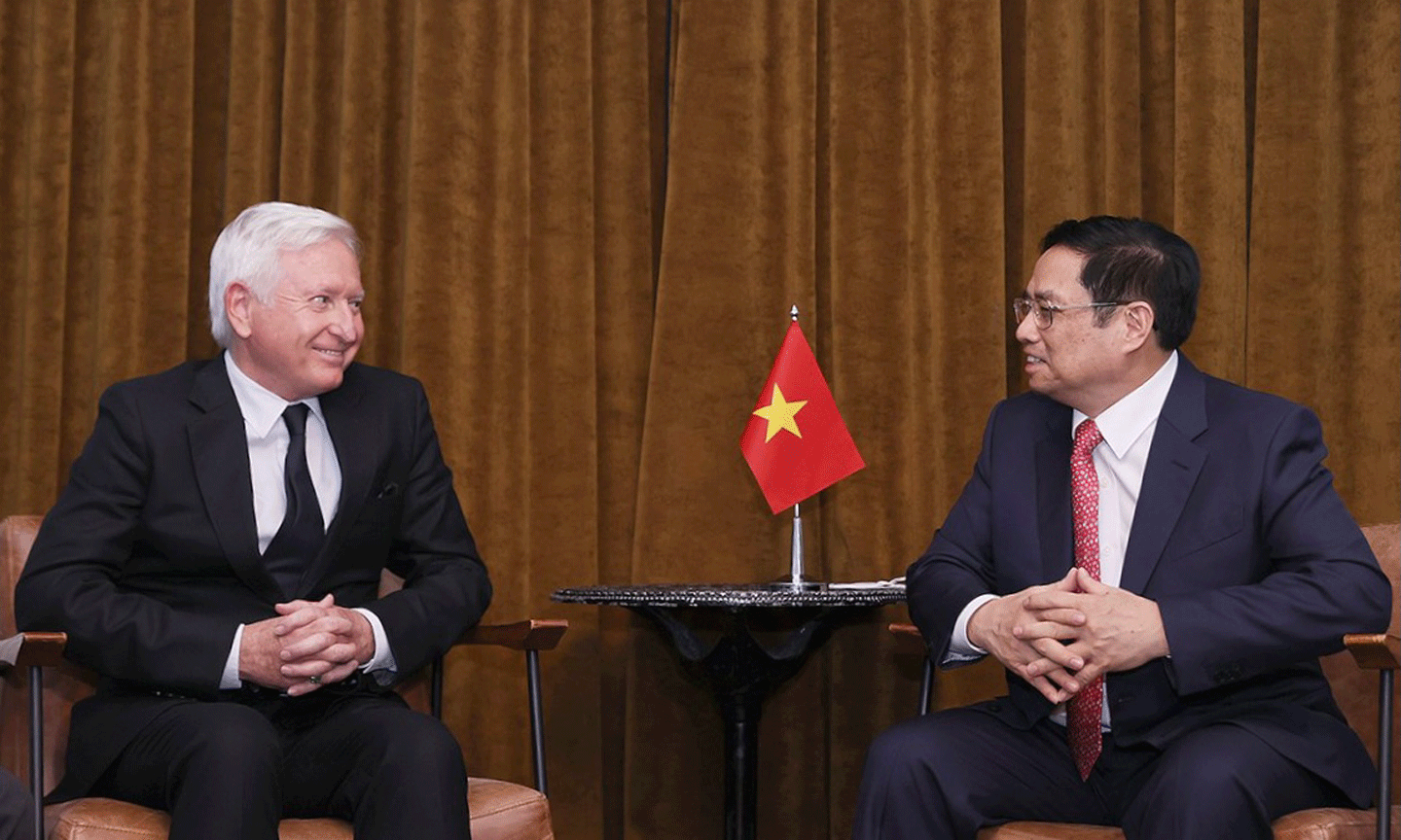 Tiếp Chủ tịch toàn cầu Tập đoàn Pacific Land Pattrick McKillen, Thủ tướng đánh giá cao các dự án của Tập đoàn tại Việt Nam, nhất là dự án Khu Công nghệ sinh học tại Hà Nội, đóng góp vào ứng phó biến đổi khí hậu, các dịch bệnh mới nổi.