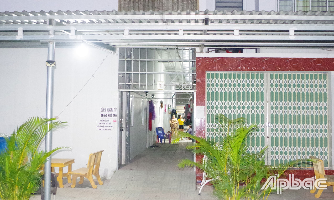 Khu nhà trọ nơi xảy ra vụ án mạng.