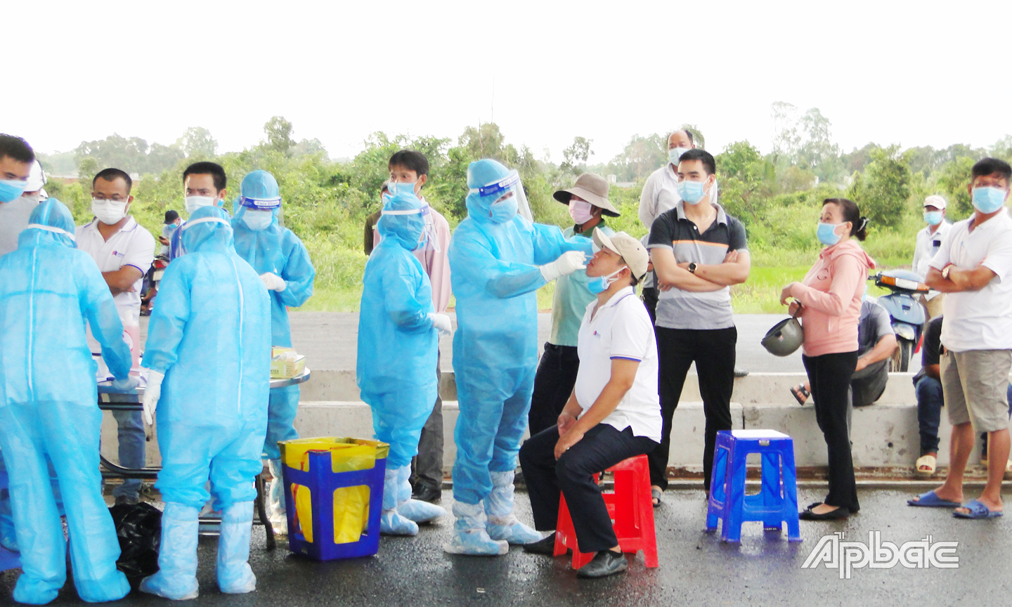 Hôm nay, 11/11 huyện, thị, thành của tỉnh ghi nhận ca mắc Covid-19 mới. Trong đó, nhiều nhất là huyện Cái Bè với 252 ca