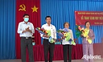 Huyện Gò Công Tây: Trao Huy hiệu Đảng cho 3 đảng viên