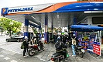 Giá xăng dầu đồng loạt tăng, xăng RON-95 tăng hơn 900 đồng/lít