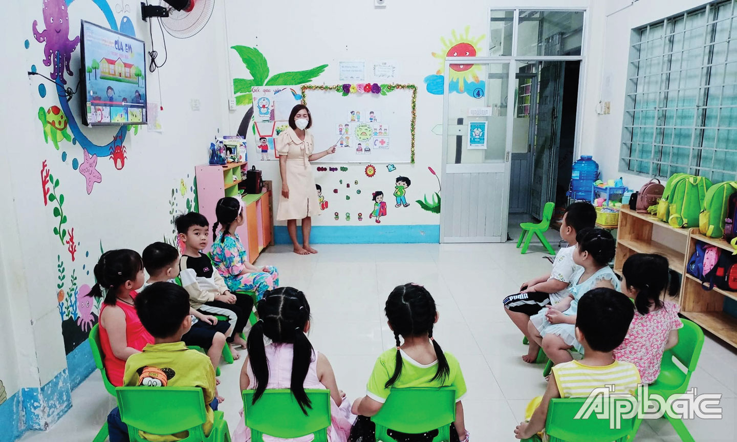 Quyết định 11 của Thủ tướng Chính phủ đã kịp thời tiếp sức cho các cơ sở giáo dục ngoài công lập  (ảnh chụp Nhóm mầm non Bé Thông Minh, TP. Mỹ Tho). 
