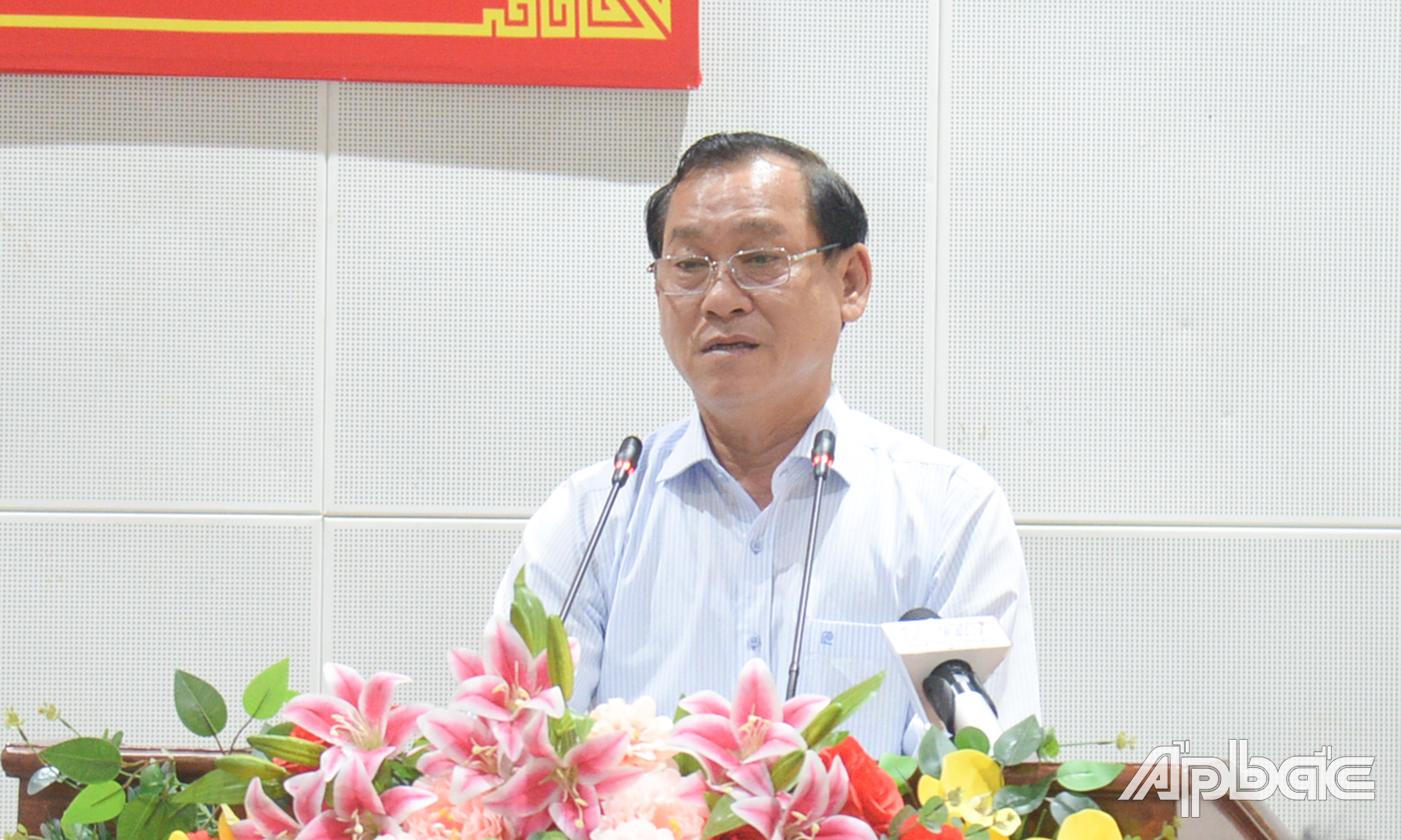 Đồng chí Nguyễn Văn Vĩnh yêu cầu công tác bảo đảm trật tự ATGT, kiềm giảm TNGT trên cả 3 tiêu chí là nhiệm vụ trọng tâm, cấp bách của cấp ủy, chính quyền.