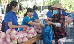 Trao 1.000 phần quà cho hộ dân có hoàn cảnh khó khăn
