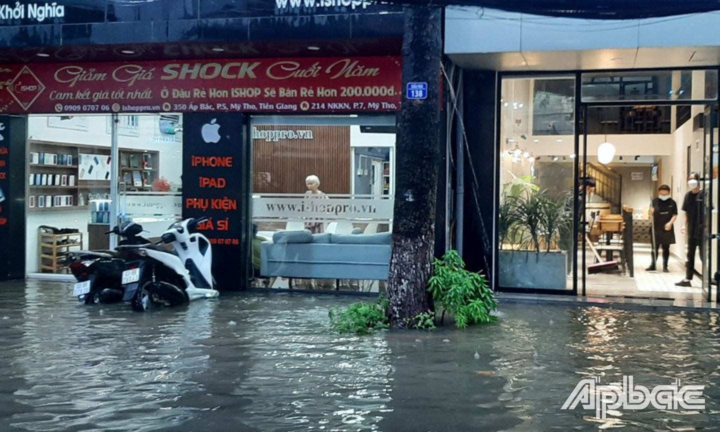 Trên đường Nam Kỳ Khởi Nghĩa.