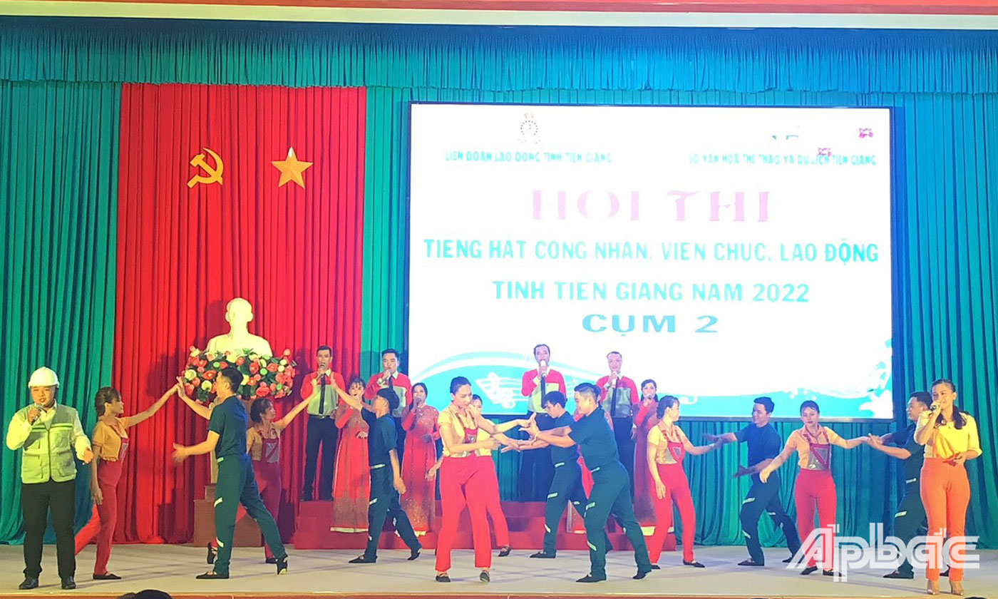 chủ đề Hội thi năm nay là ca ngợi về Đảng, Bác Hồ kính yêu; tình yêu Tổ quốc và biển đảo; ca ngợi Mẹ Việt Nam anh hùng; ca ngợi quê hương đất nước và ngành nghề, tình yêu lứa đôi trong lao động, sản xuất; hát về công nhân và Công đoàn Việt Nam