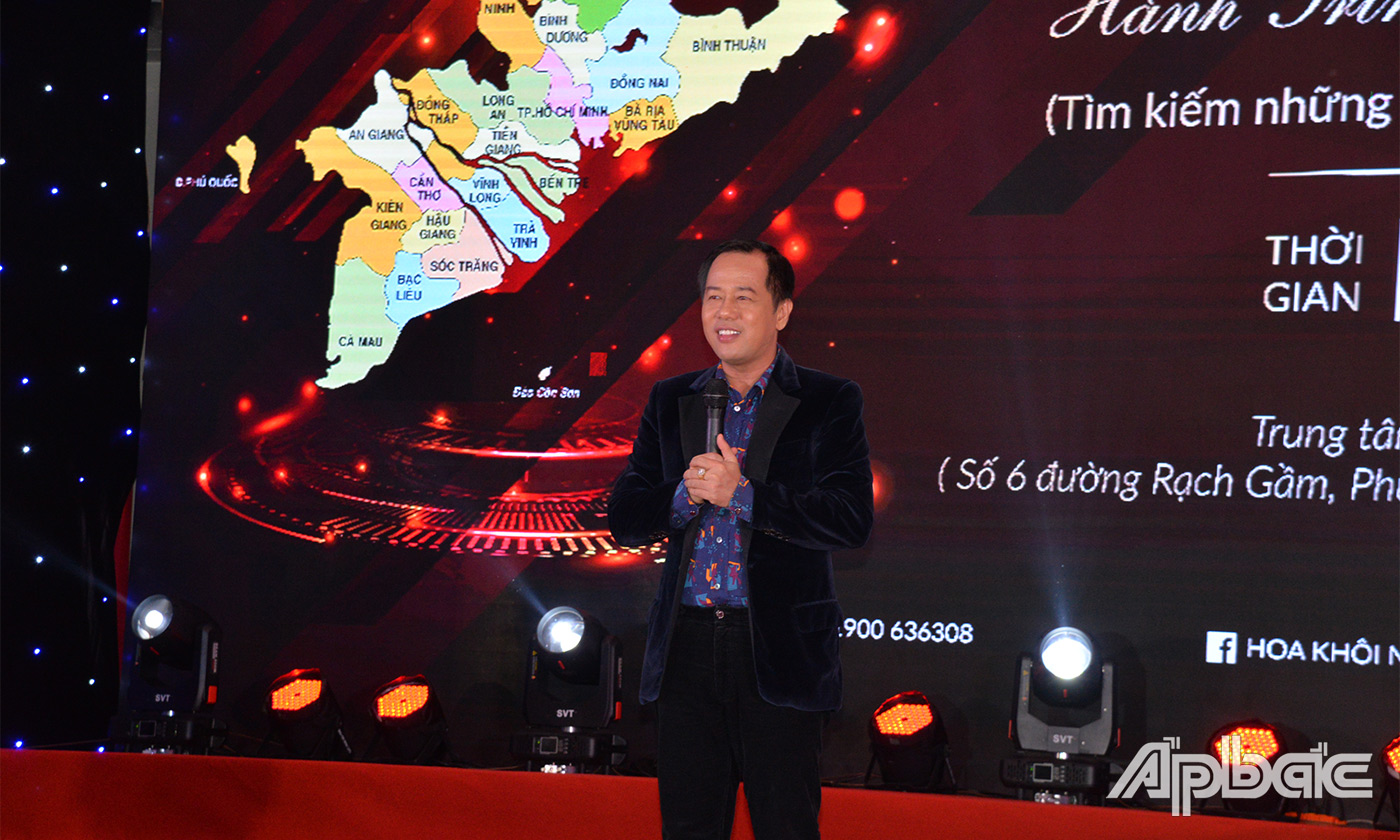 Giáo sư Huỳnh Văn Sơn - Hiệu trưởng Trường Đại học Sư phạm TP. Hồ Chí Minh