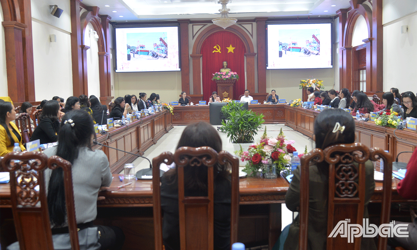 Quang cảnh hội nghị.