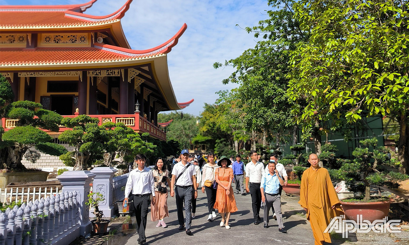 đi thực tế tại Thiền viện Trúc lâm Chánh Giác