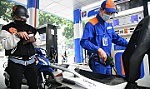 Giá xăng RON95-III giảm hơn 1.000 đồng/lít