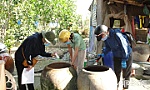 Huyện Cái Bè: Phun hóa chất diệt muỗi trên diện rộng