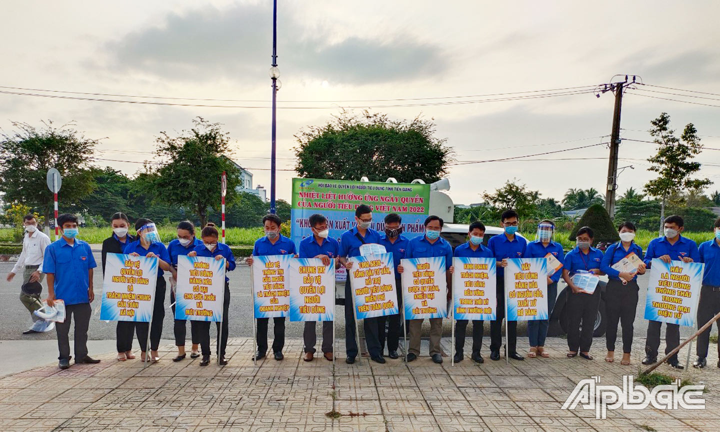 Tuyên truyền nâng cao nhận thức NTD. 