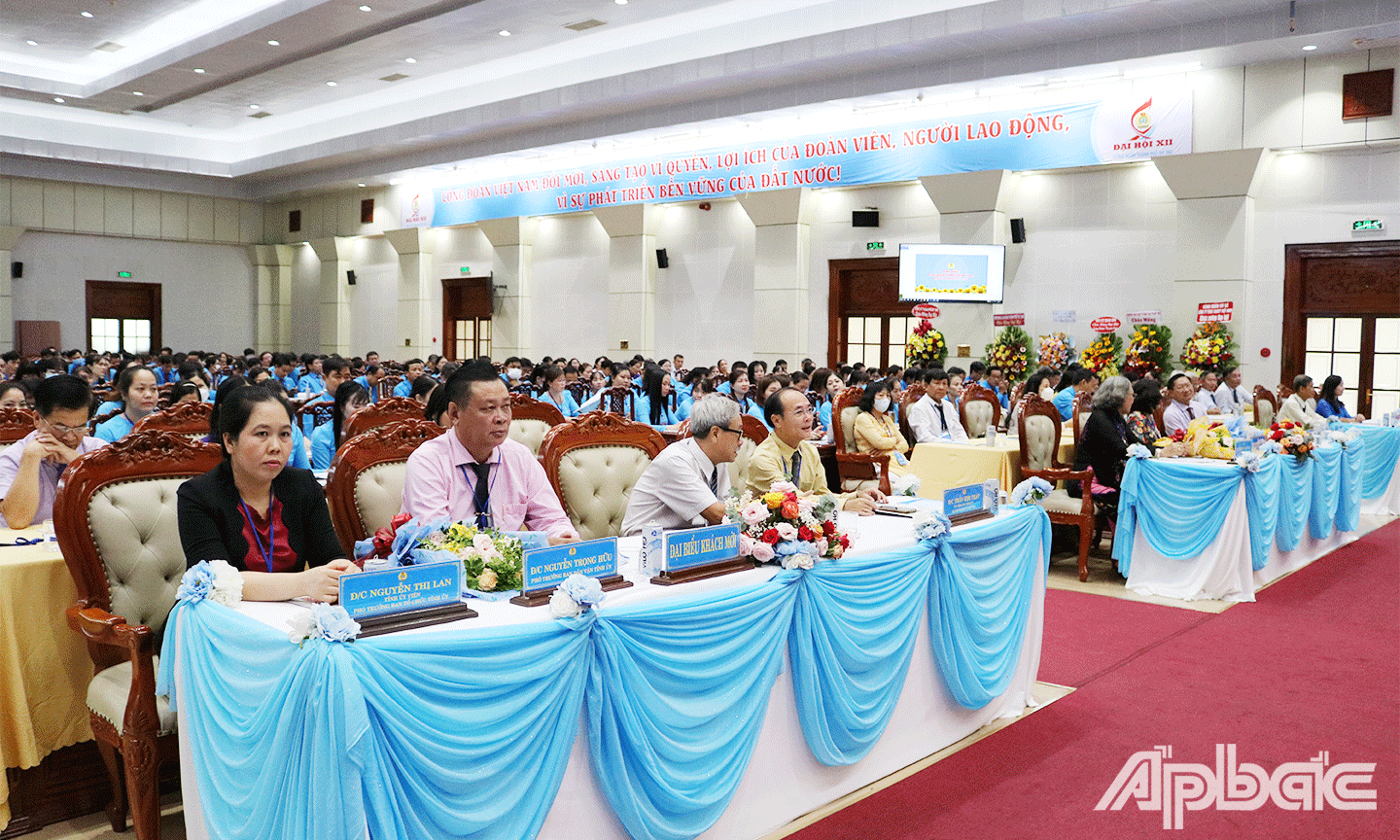 Đại biểu tham dự Đại hội