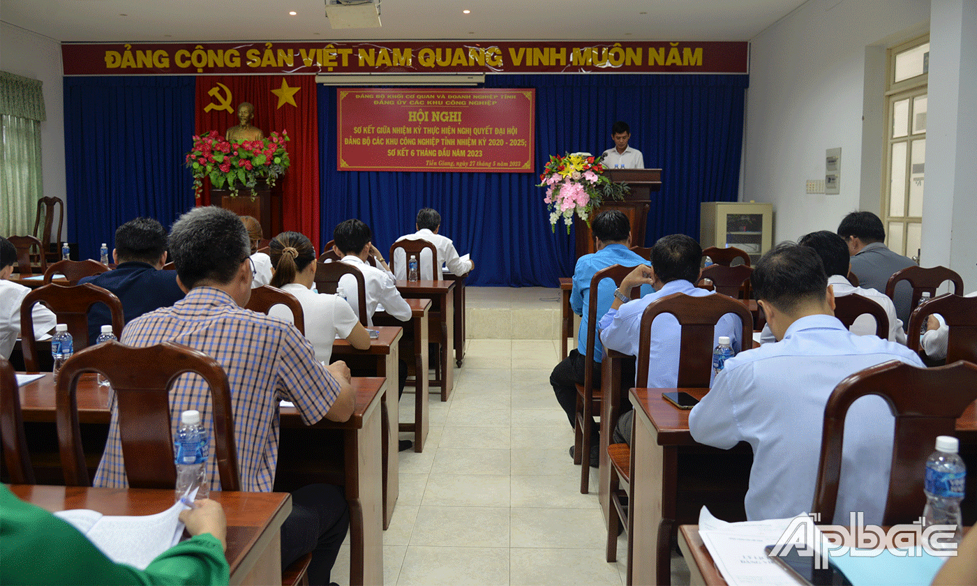 Quang cảnh hội nghị.