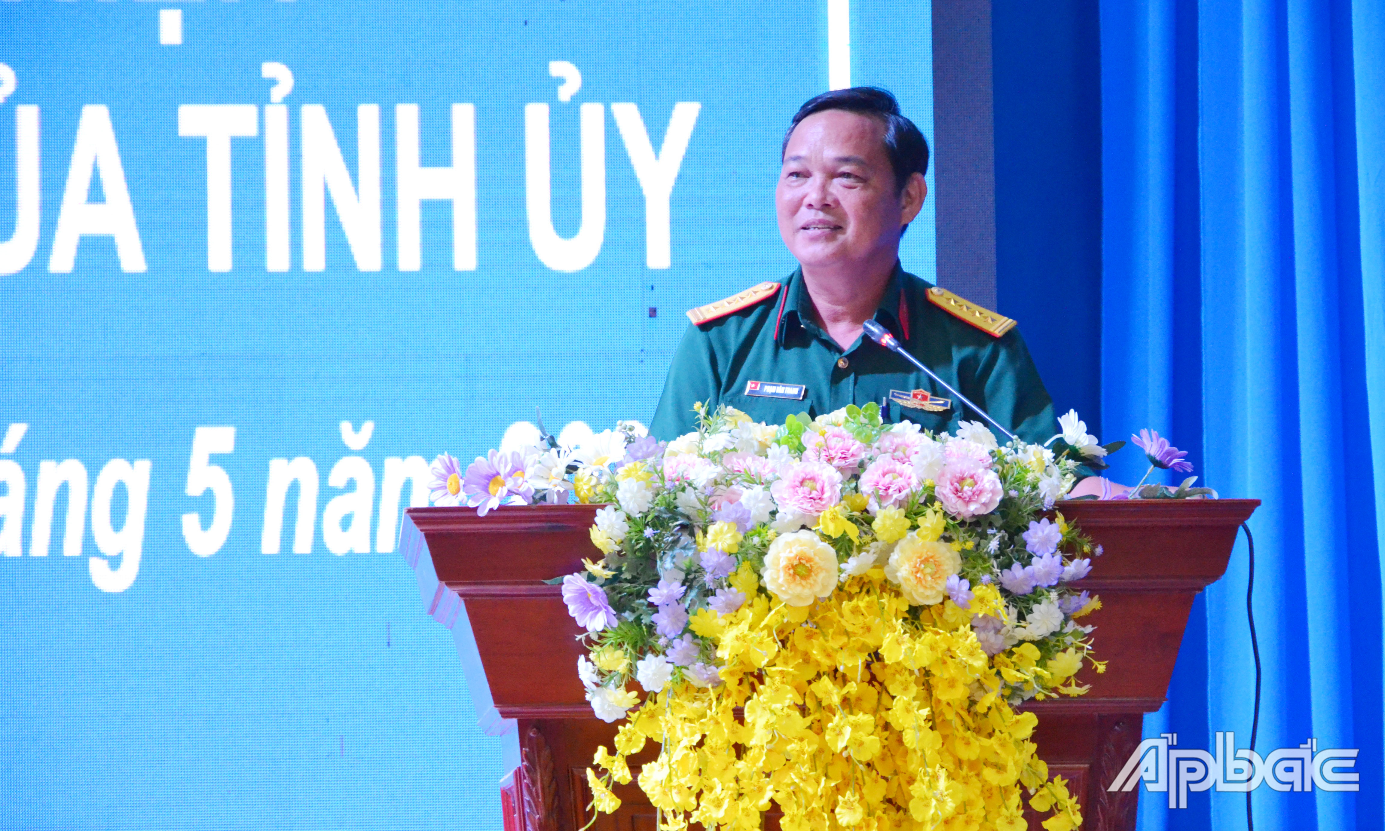 Đại tá Phạm Văn Thanh phát biểu tại hội nghị.
