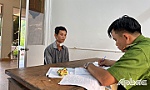 Mâu thuẫn gia đình, chồng dùng dao cứa cổ vợ