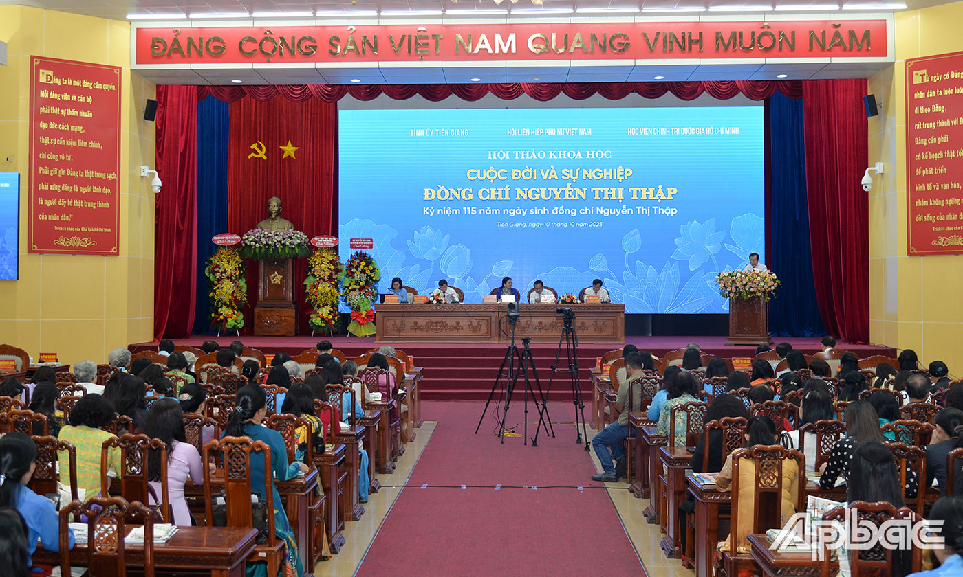 Hội thảo được trực tuyến tại điểm cầu Hội Liên hiệp Phụ nữ 63 tỉnh, thành và các đơn vị liên quan.
