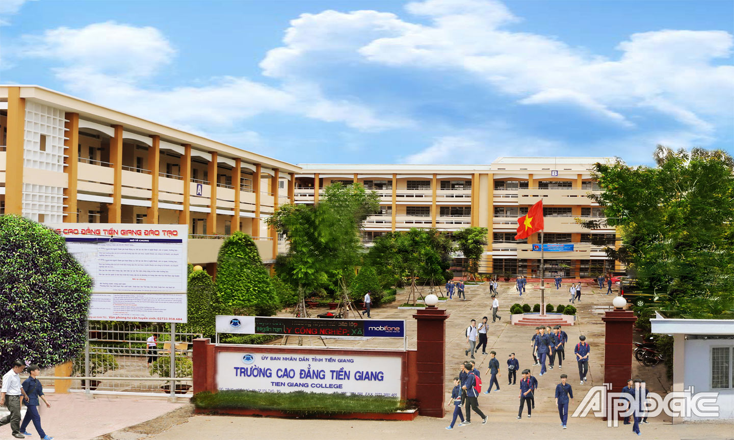   Trường Cao đẳng Tiền Giang - một trong nhiều trường học đã và đang xây dựng mô hình “Công dân học tập” và “Đơn vị học tập” theo phương châm “Học liên tục, suốt đời”.