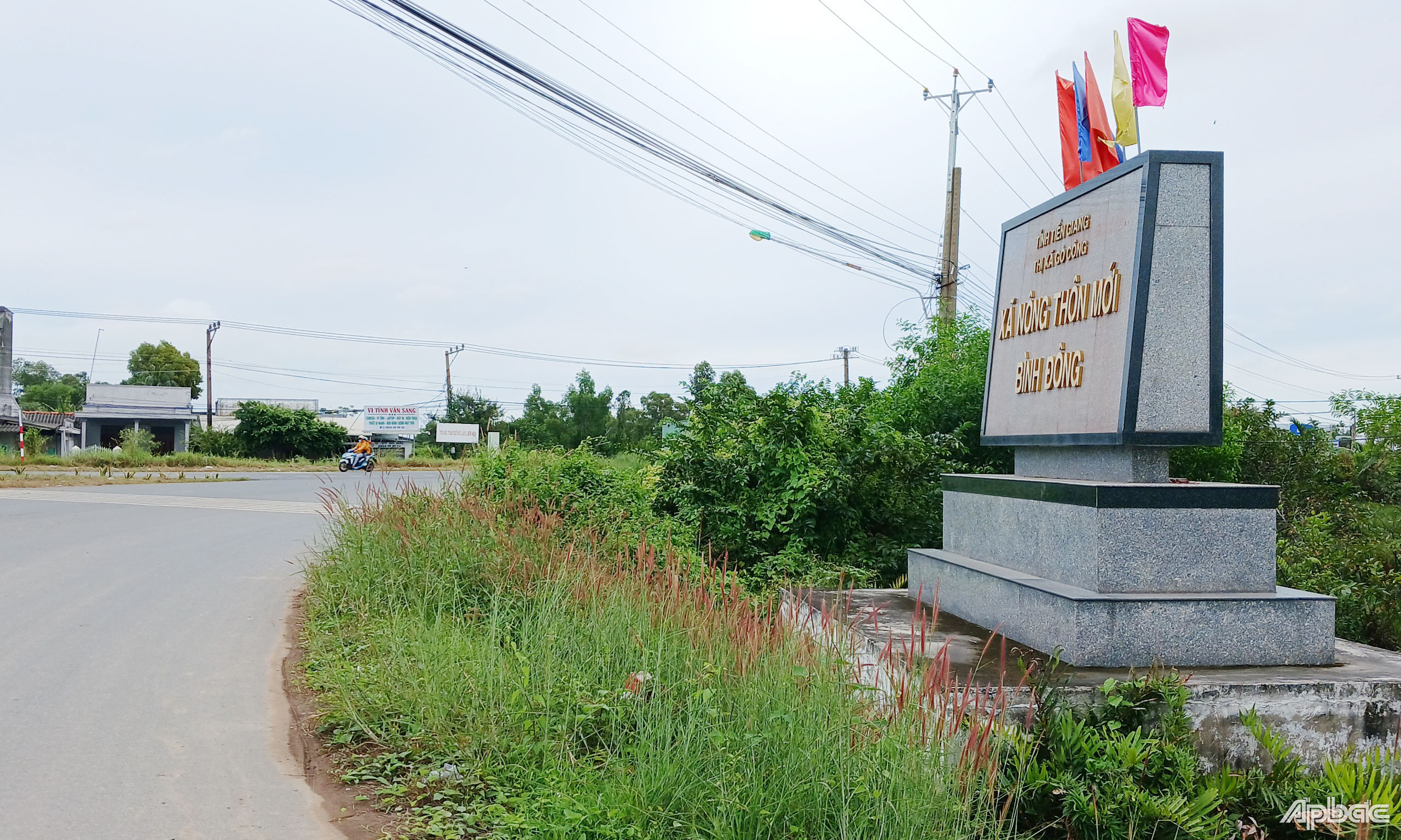 Khu công nghiệp Bình Đông nằm trên địa bàn xã Bình Đông, TX. Gò Công.