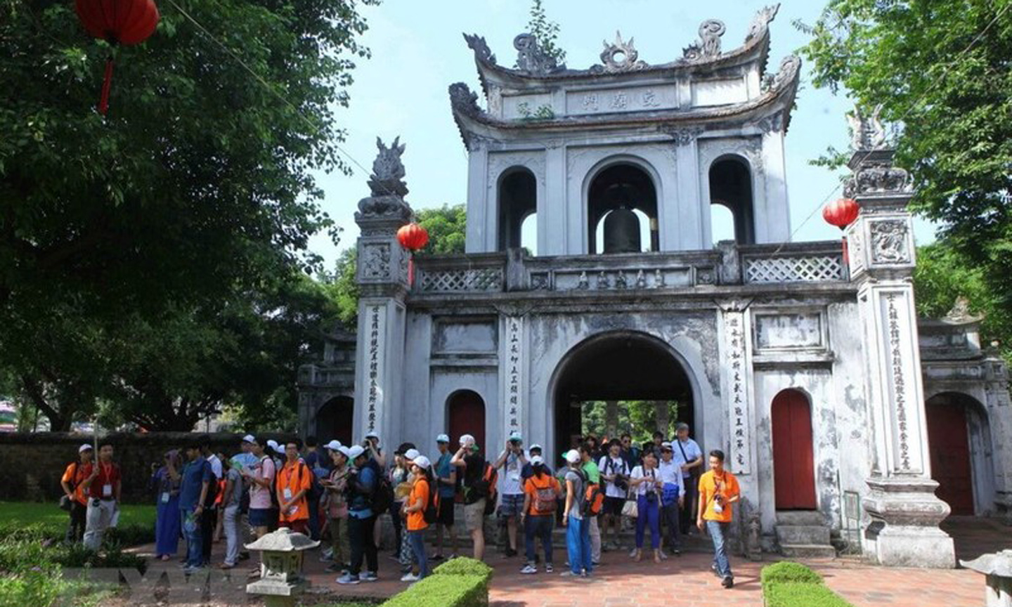 The Temple of Literature in Hanoi is a magnet for both Vietnamese and international visitors. (Photo: VNA)