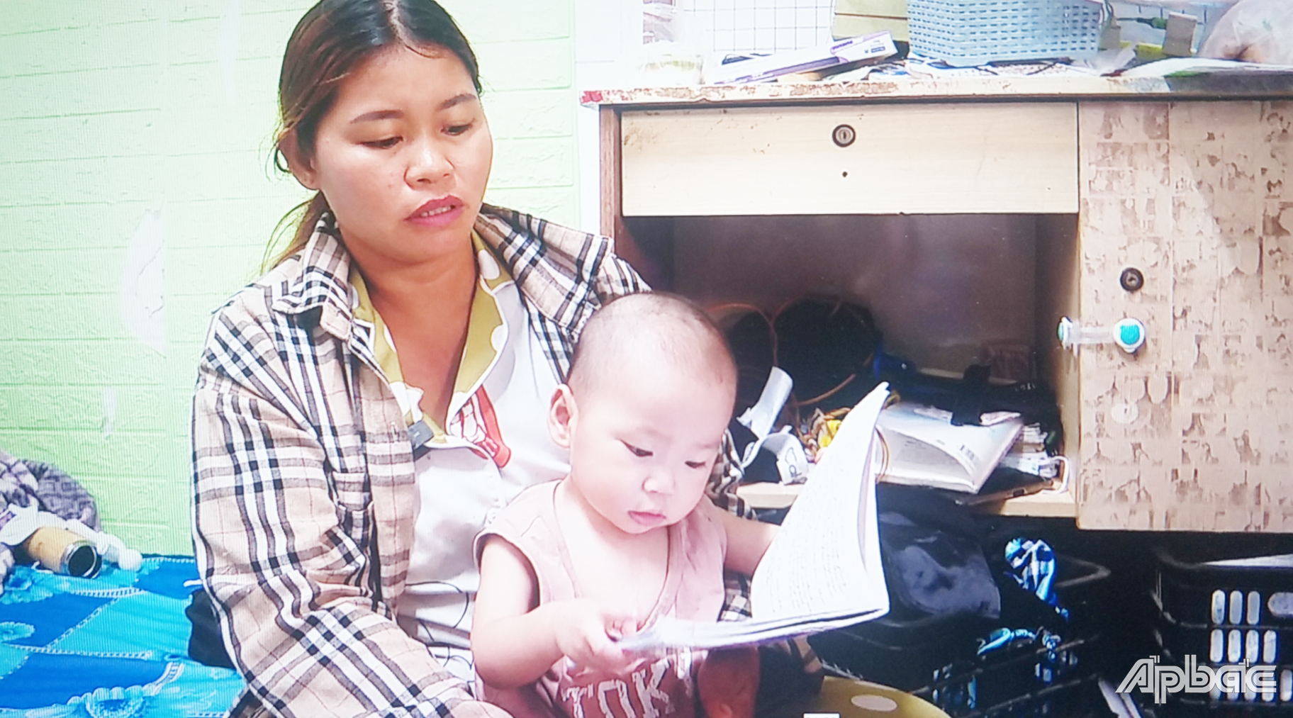 Chị Trần Thị Phương chia sẻ niềm hạnh phúc khi trái tim đau của con được hồi sinh