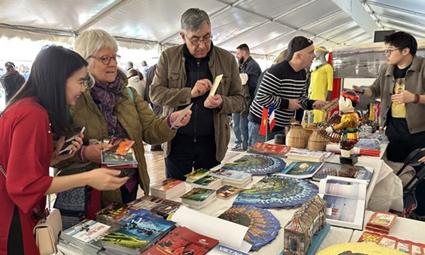 Vietnamese culture introduced at Francophone event in France (Photo: VNA).