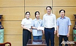 Công ty TNHH MTV Xổ số kiến thiết Tiền Giang phối hợp Báo Ấp Bắc: Trao học bổng cho em Trần Thị Hồng Ngọc