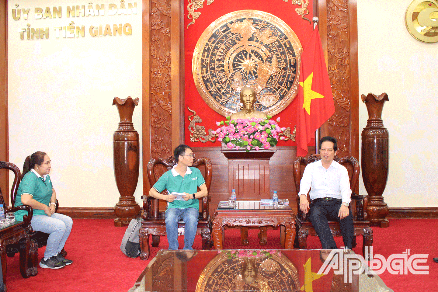 Lãnh đạo tỉnh tiếp Tổ chức ASIF Foundation. 