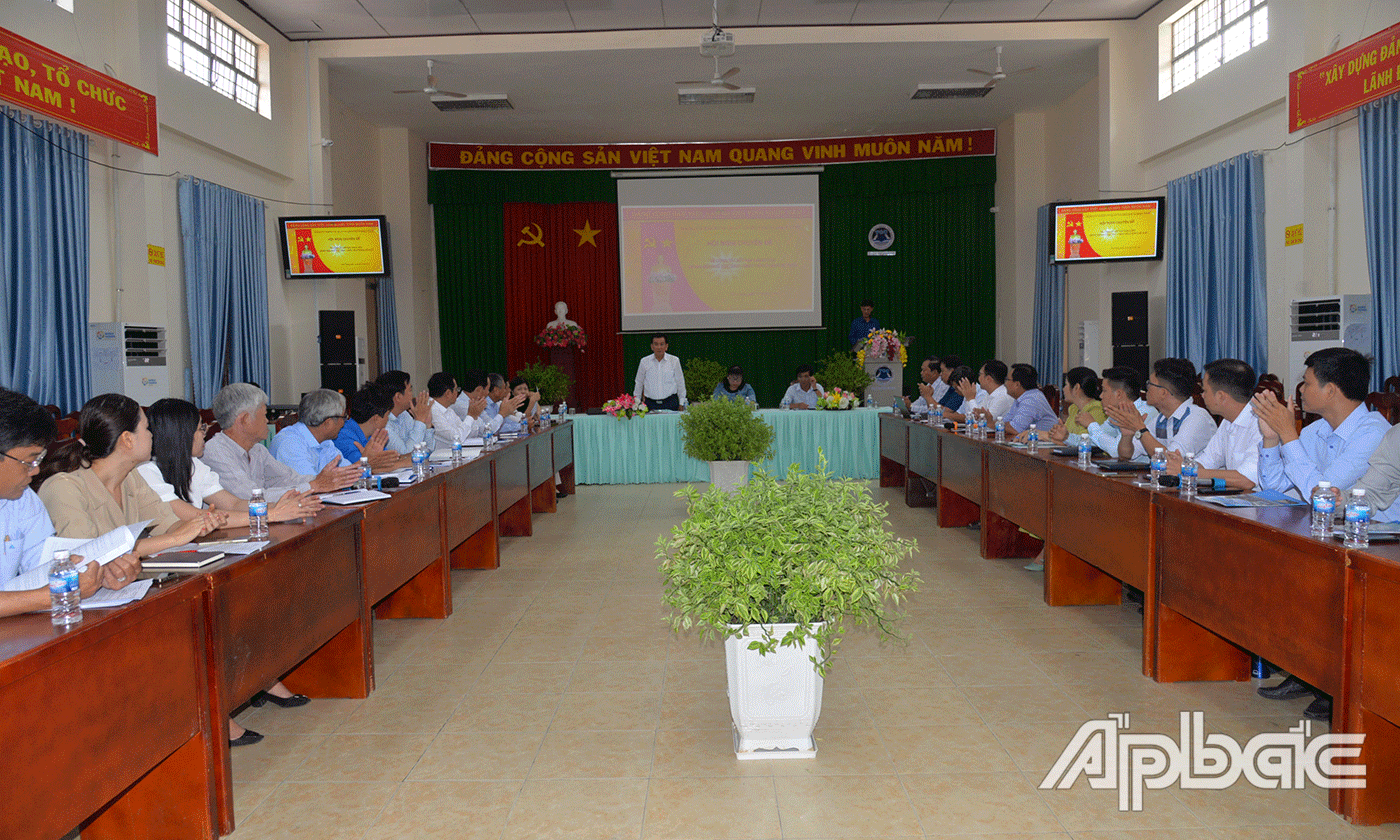 Quang cảnh hội nghị.