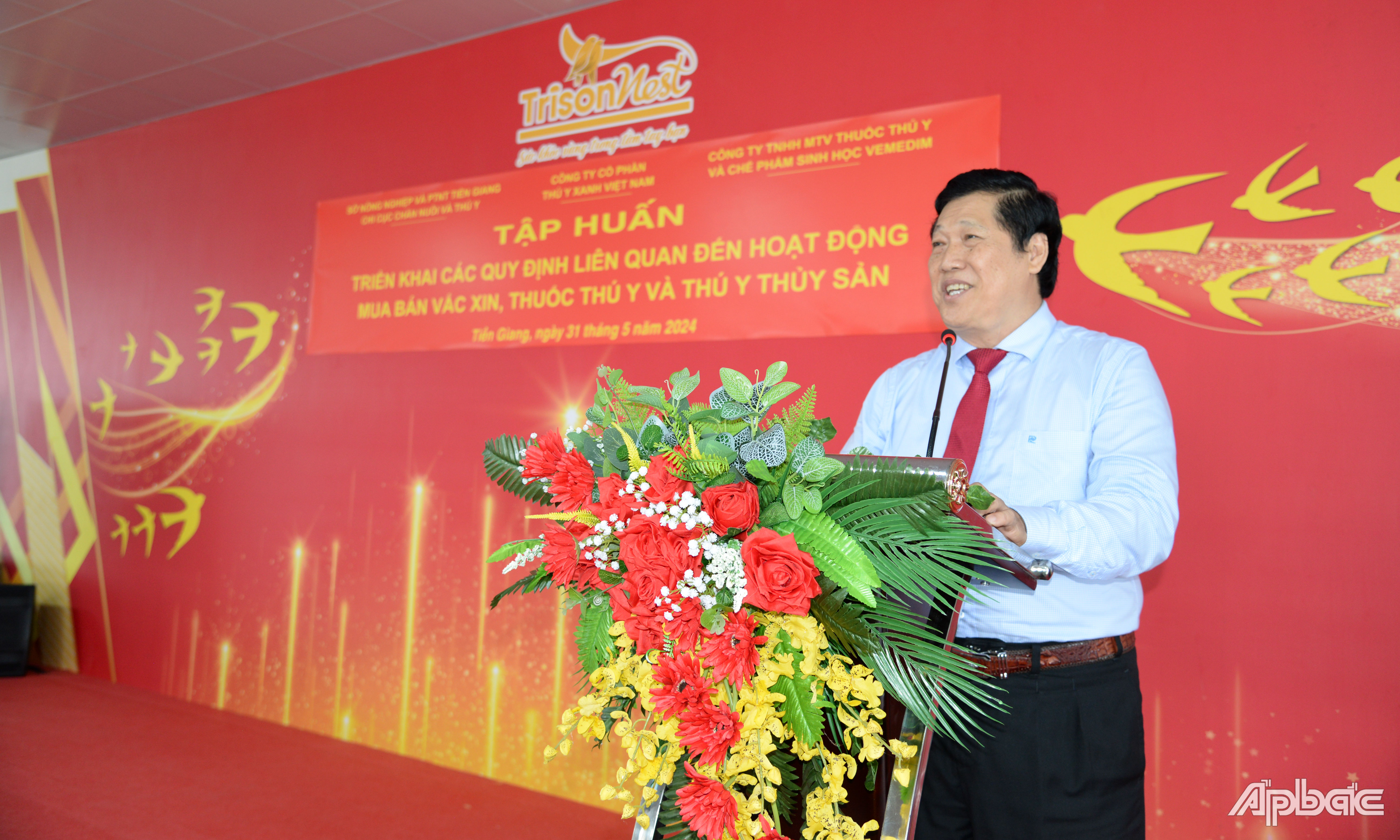 Tiến sĩ Thái Quốc Hiếu phát biểu tại lớp tập huấn.