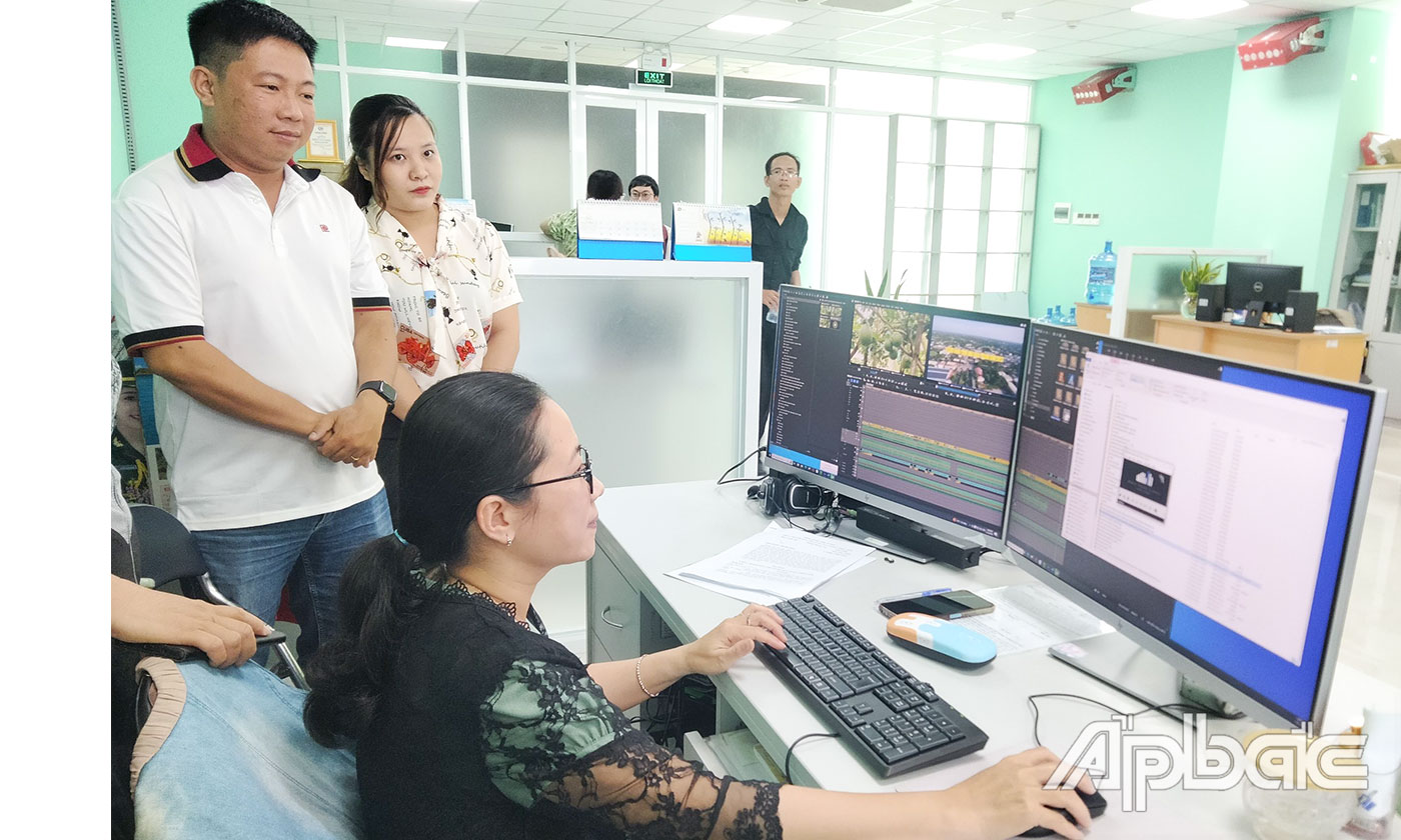 Đài Phát thanh và Truyền hình Tiền Giang thường xuyên phát sóng, đăng tải những bài viết phản ánh 