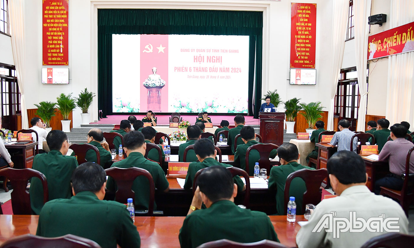Quang cảnh Hội nghị Đảng ủy Quân sự tỉnh phiên 6 tháng đầu năm 2024.