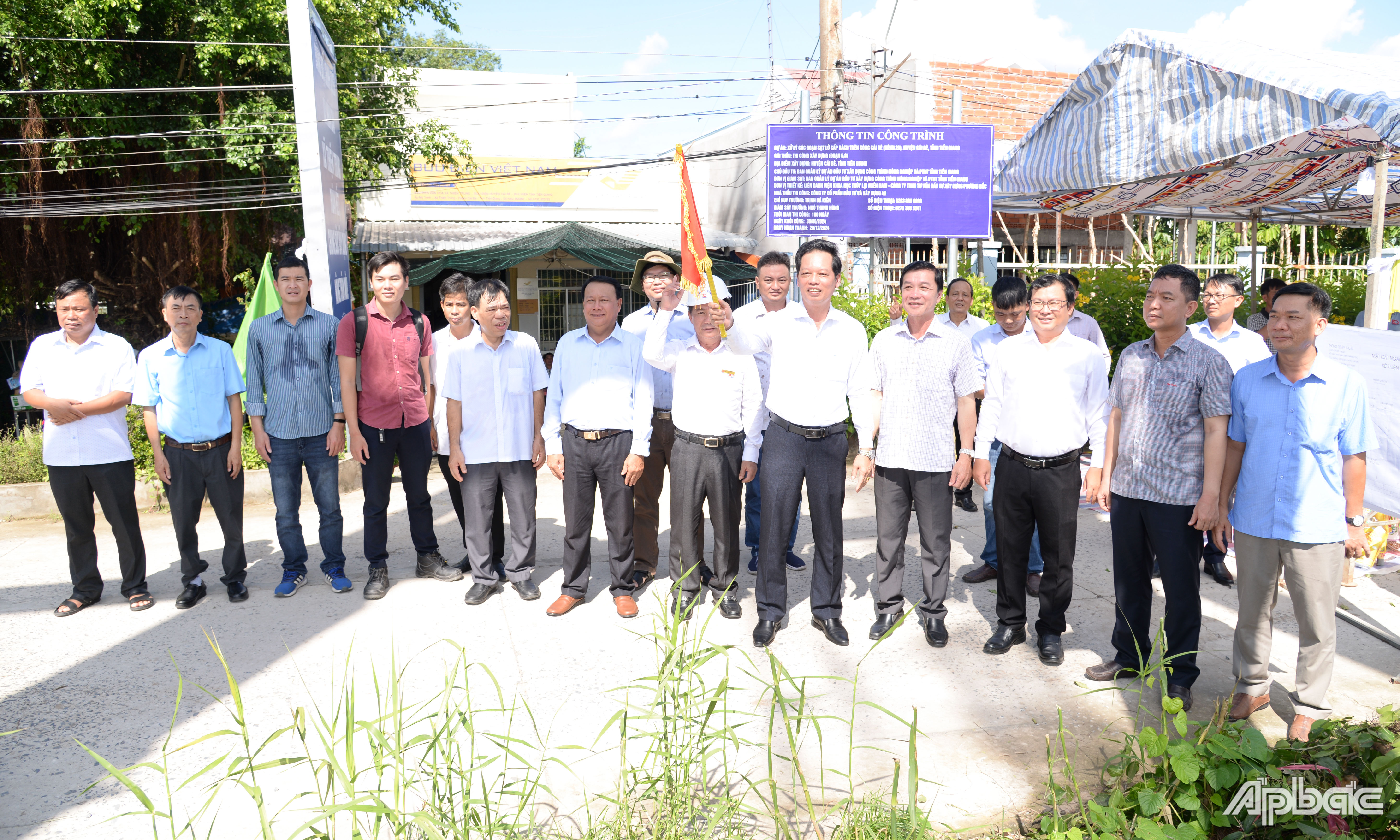 Nghi thức động thổ gói thầu thi công đoạn 5, 8 do Công ty cổ phần Đầu tư và Xây dựng 40 thi công.