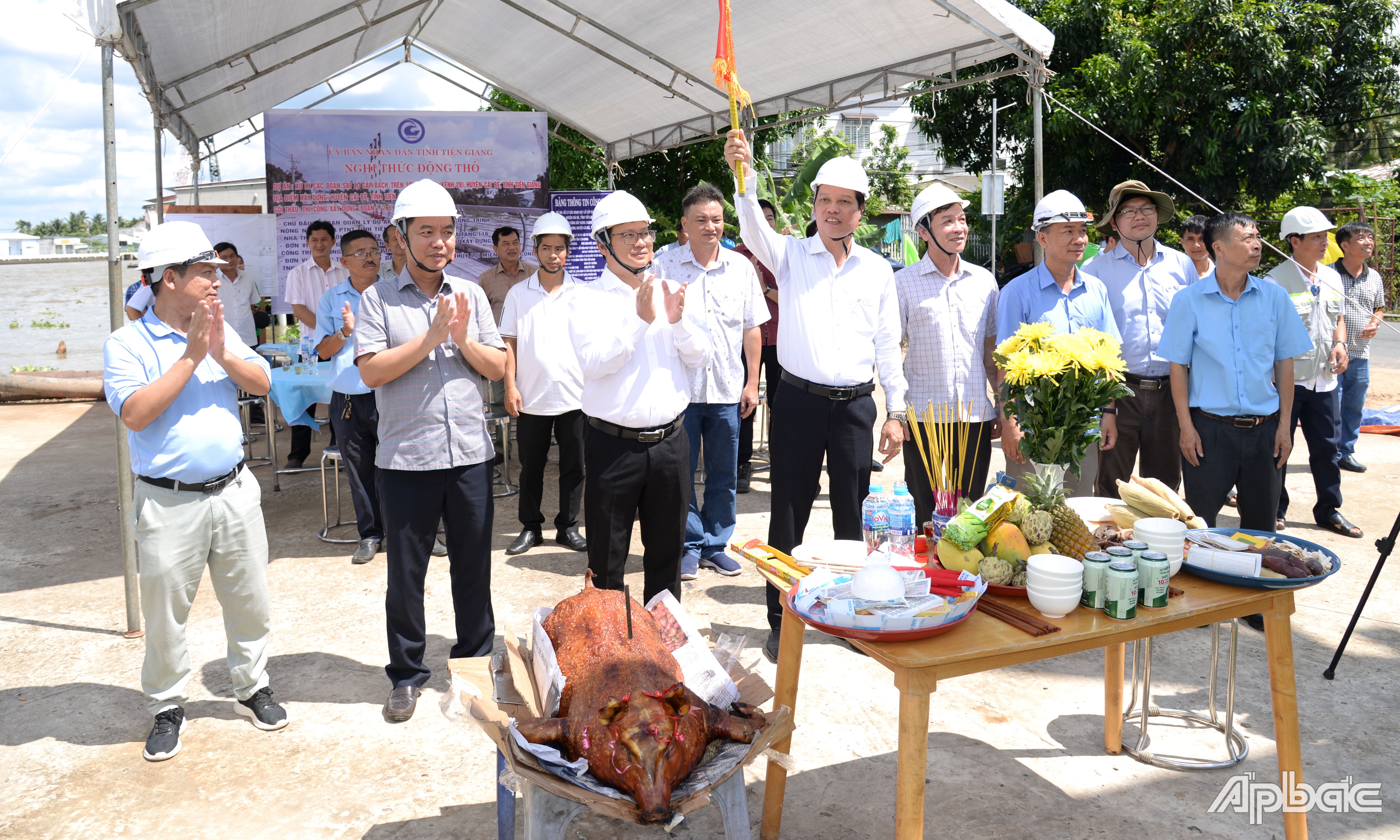 Nghi thức động thổ gói thầu thi công đoạn 1,2,6,7,9,10.