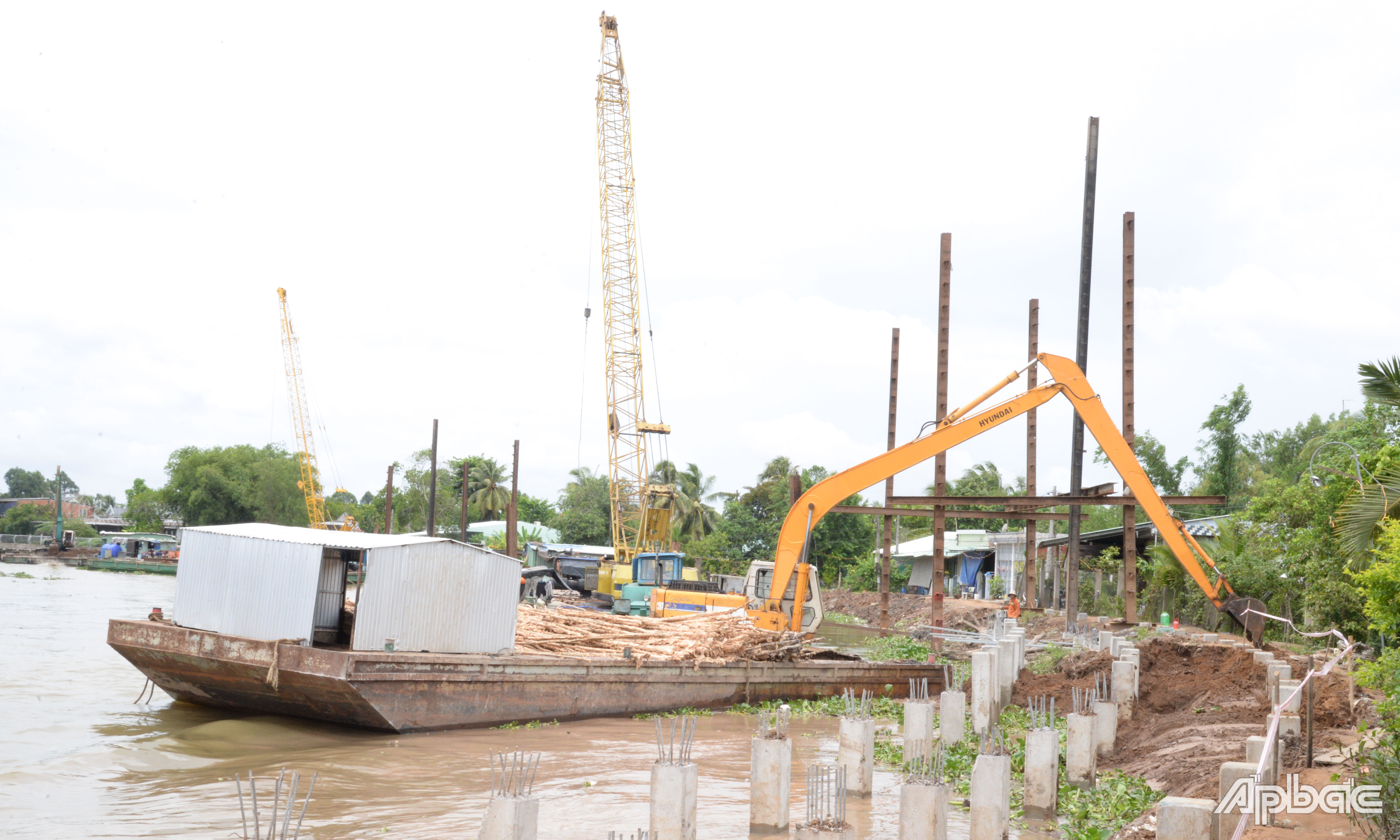 Công ty cổ phần Phát triển hạ tầng 116 khẩn trương triển khai thi công gói thầu đoạn 1,2,6,7,9,10 thuộc dự án.