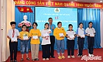 Công đoàn Viên chức tỉnh Tiền Giang: Trao 43 suất học bổng 