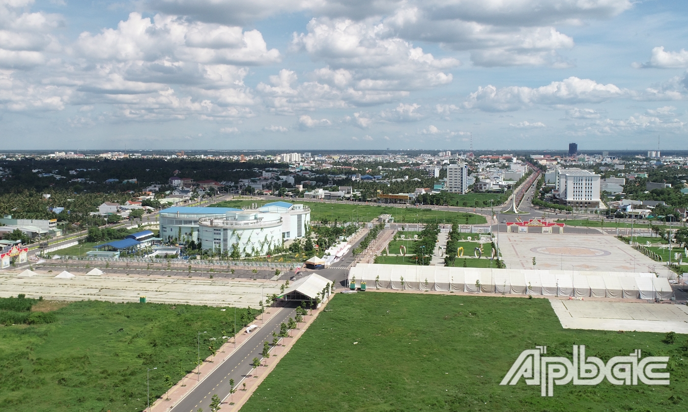 Mở phiên tòa tại Nhà thiếu nhi tỉnh Tiền Giang (ấp Long Hòa B, xã Đạo Thạnh, TP. Mỹ Tho).