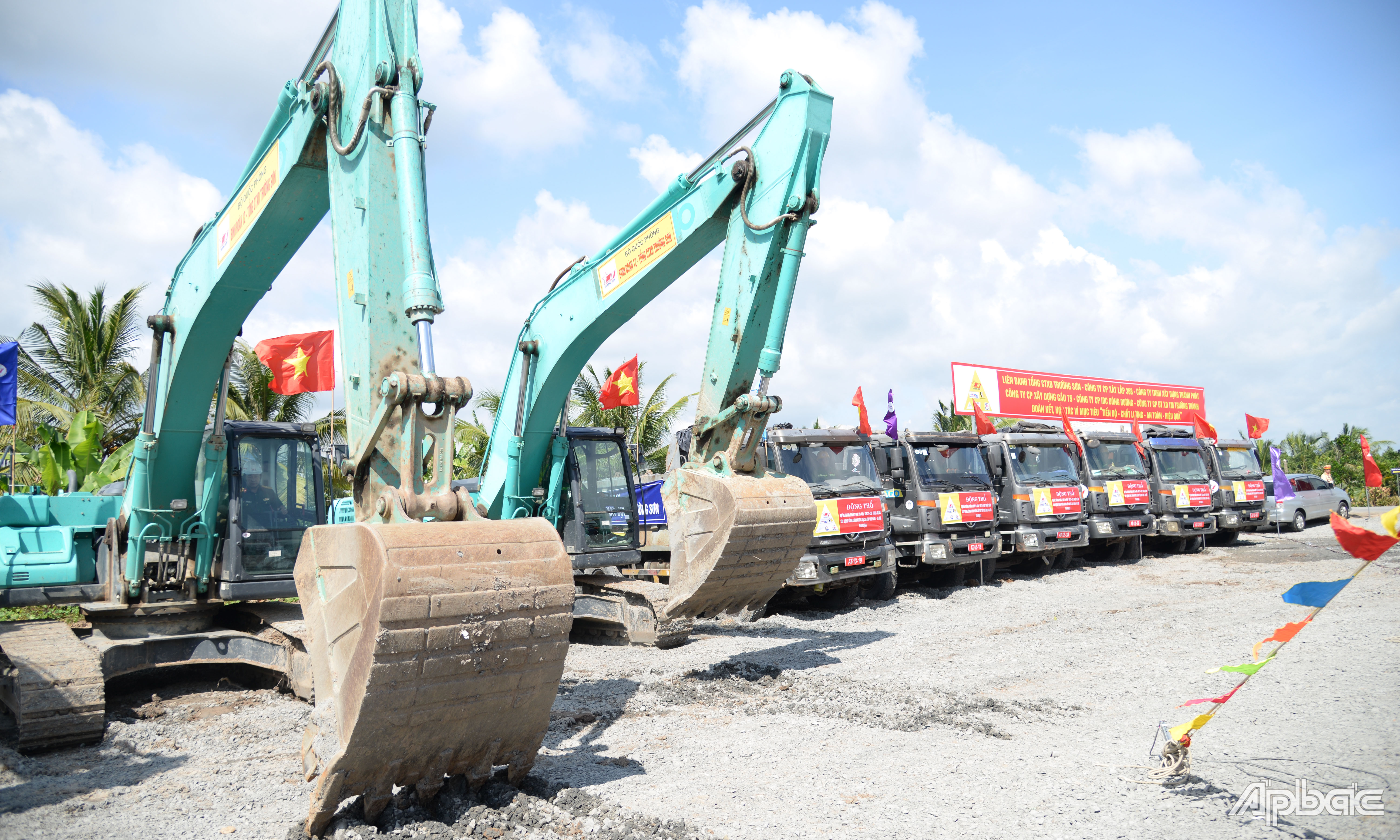 Nghi thức động thổ Dự án thành phần 2.