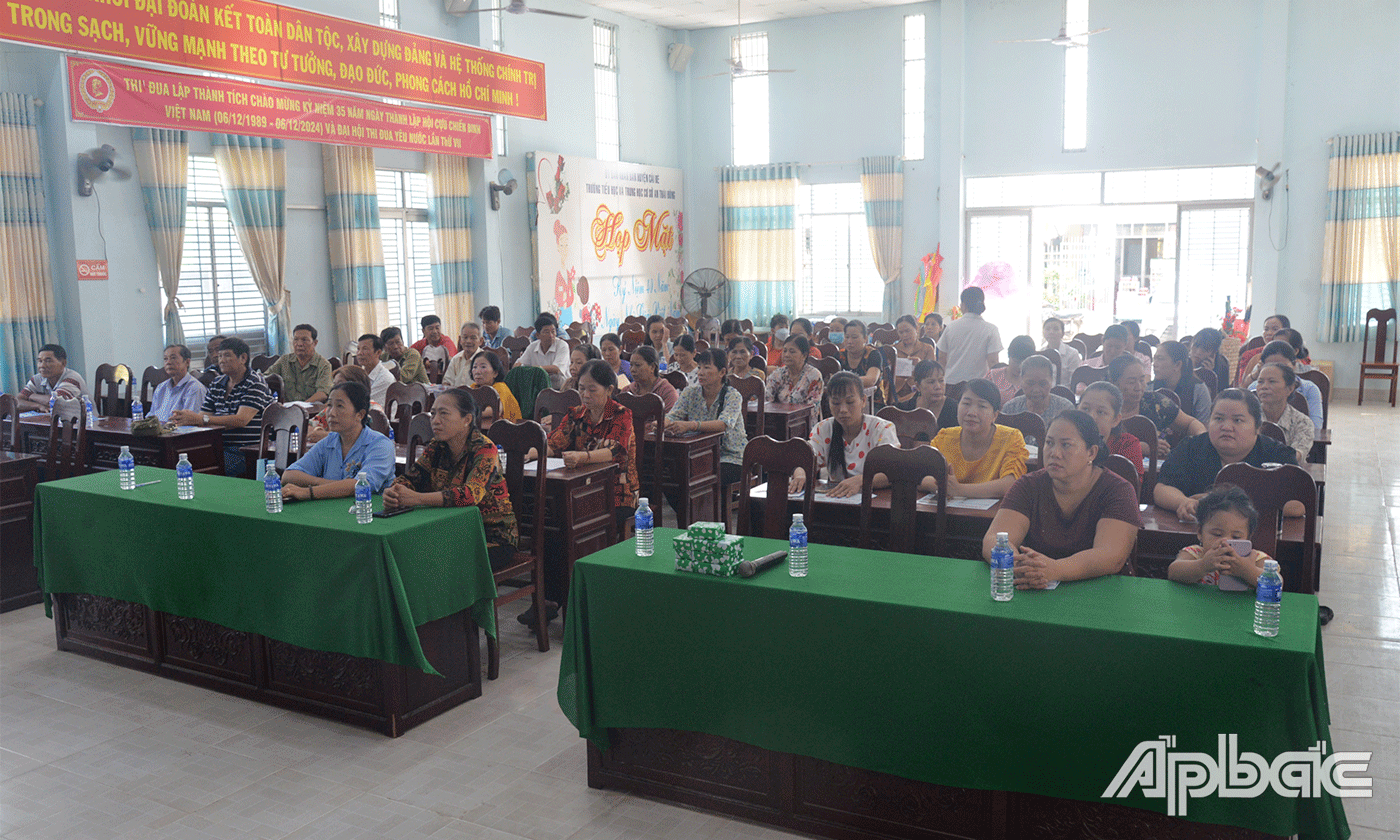 Quang cảnh buổi truyền thông.