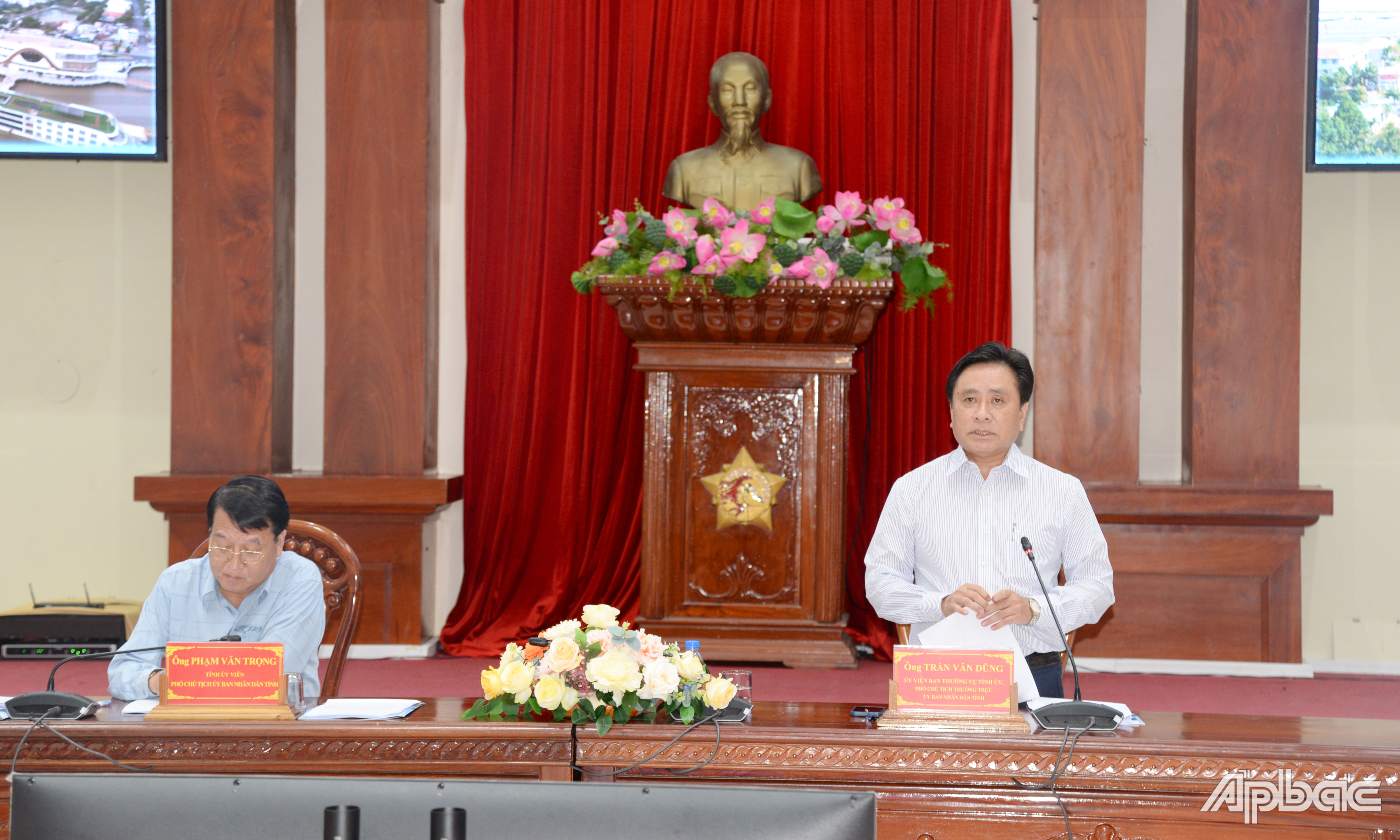 Đồng chí Trần Văn Dũng phát biểu tại hội nghị.