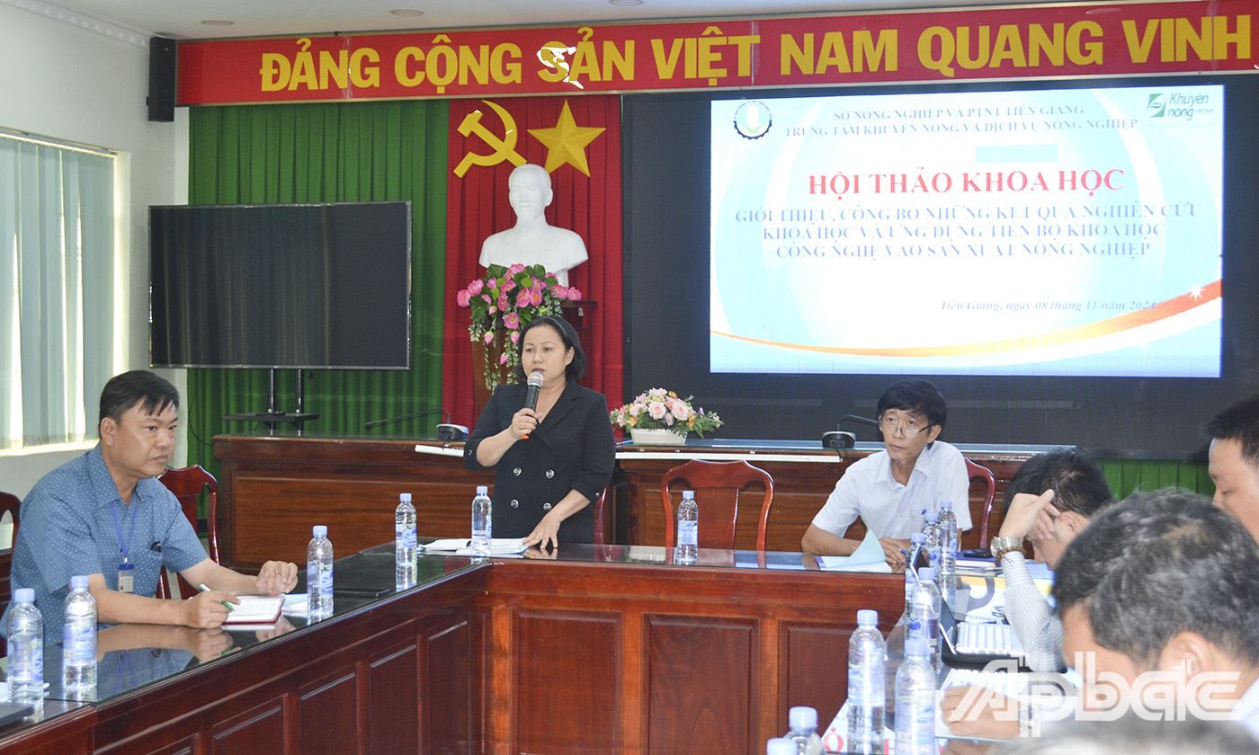 Đồng chí Nguyễn Đoàn Thanh Tuyết, Phó Giám đốc Sở Khoa học và Công nghệ phát biểu tại buổi hội thảo.