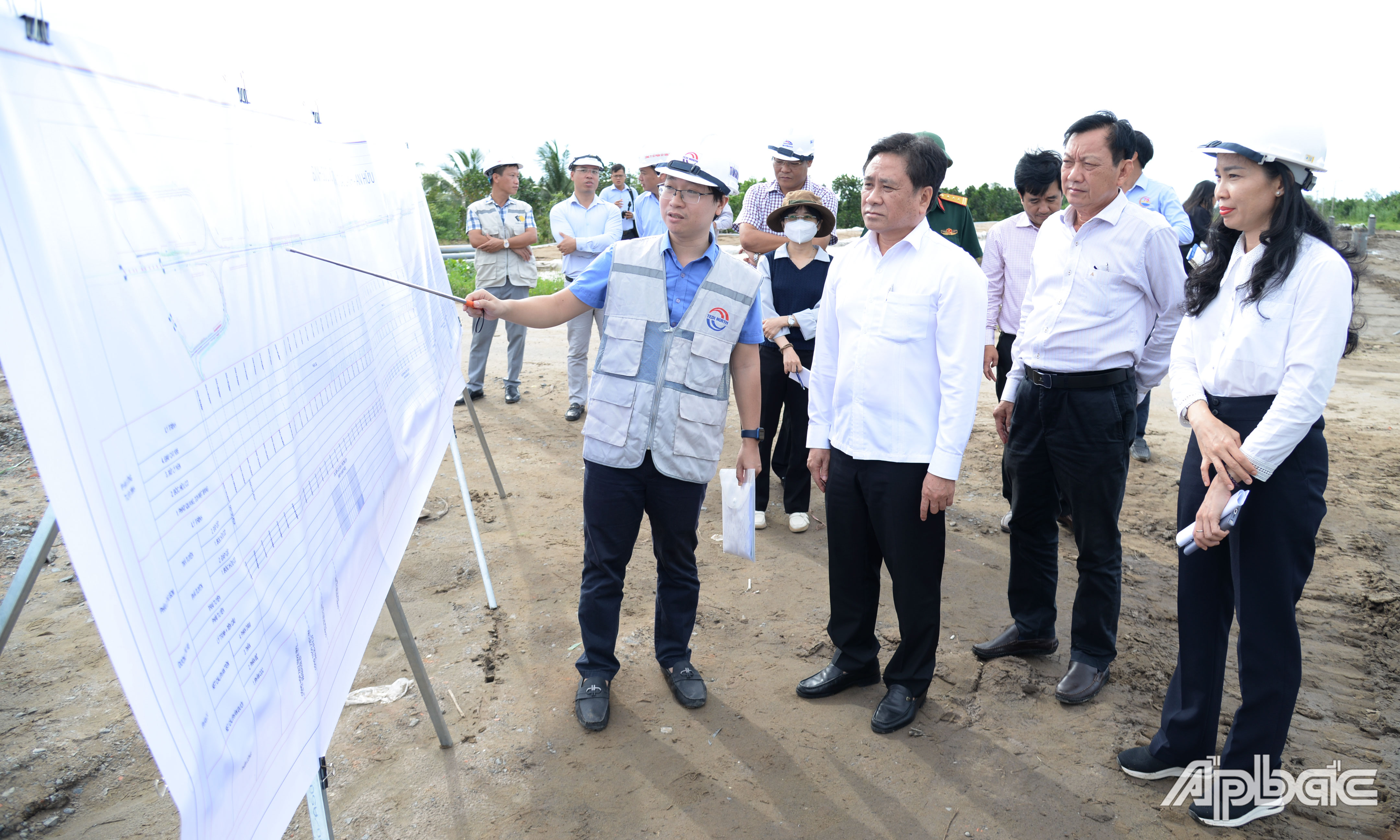 Lãnh đạo tỉnh thường xuyên kiểm tra, đôn đốc, tháo gỡ khó khăn cho dự án.