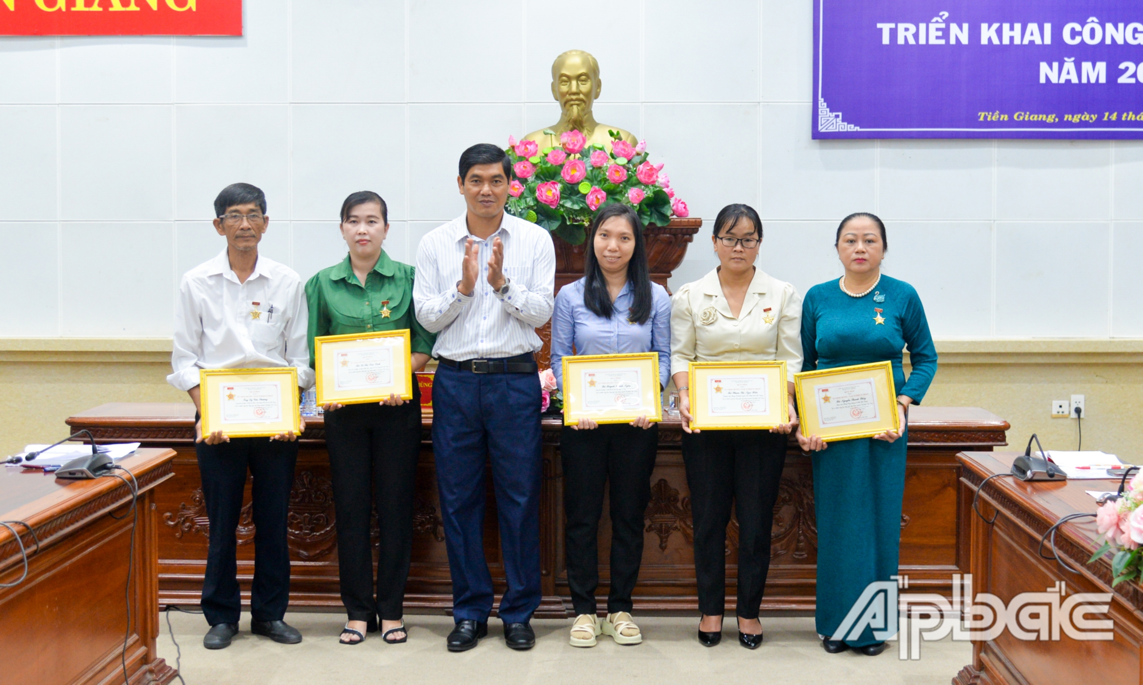 Các cá nhân nhận Kỷ niệm chương “Vì sự nghiệp Tư pháp” của Bộ Tư pháp.
