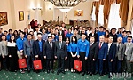 Ambassador holds dialogue with Vietnamese youth and students in Russia