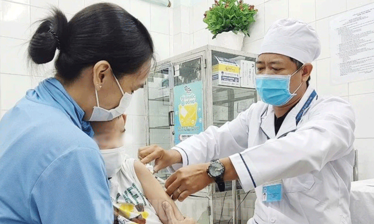 Bộ Y tế đề nghị các địa phương đảm bảo đủ kinh phí để triển khai tiêm vaccine sởi.