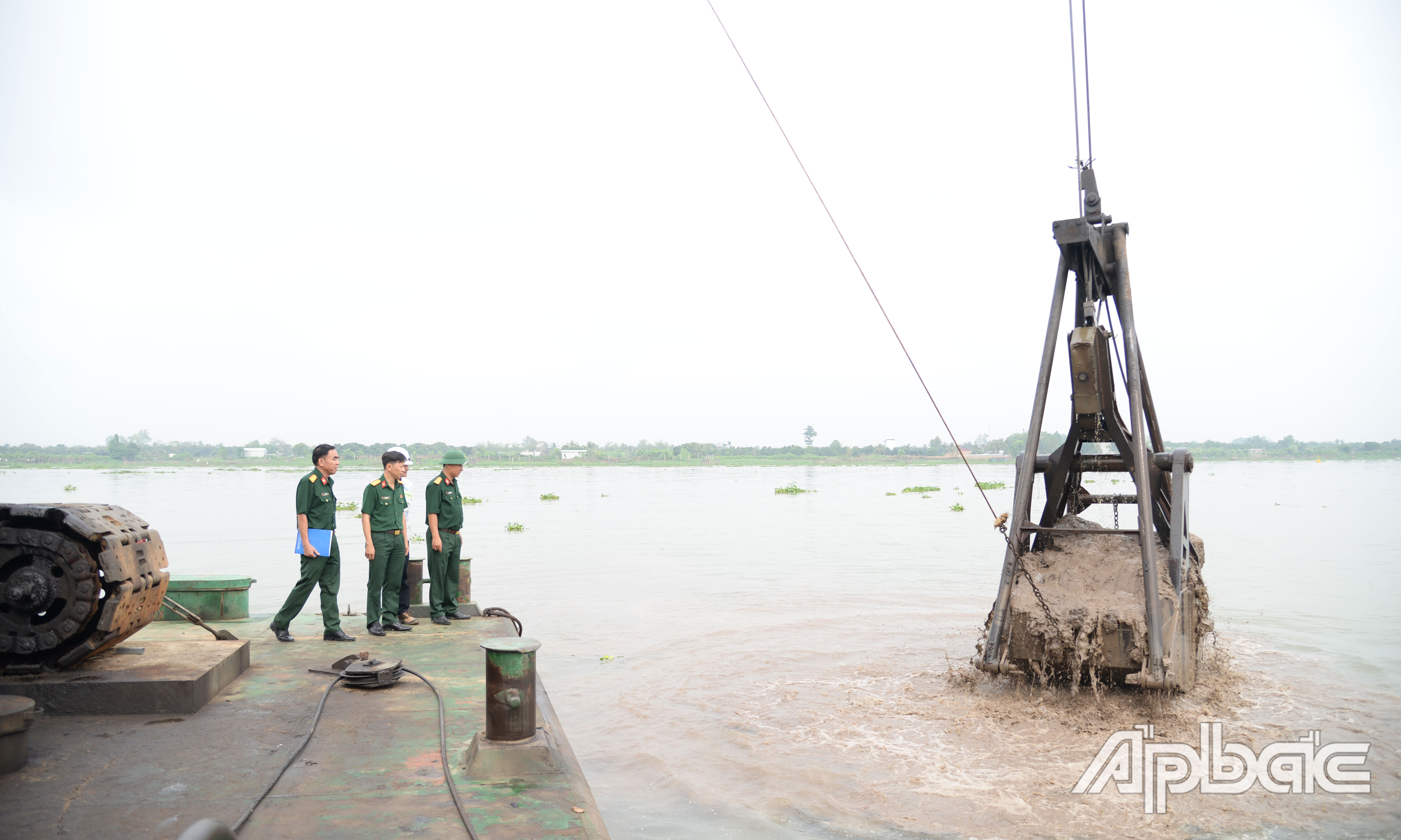 Tiền Giang đã cấp 12 giấy phép khai thác cát sông.